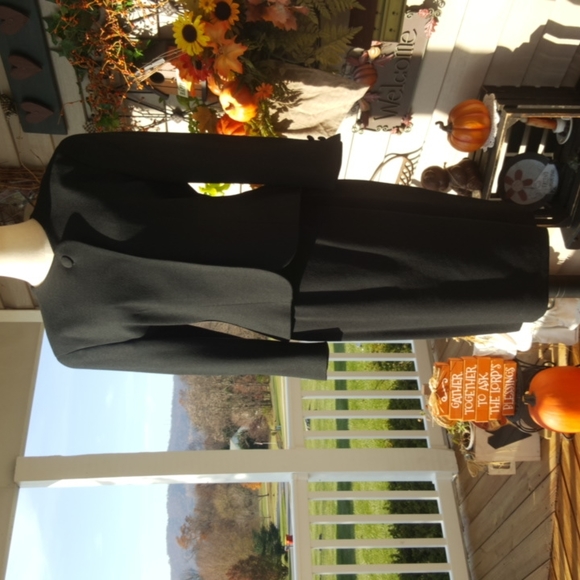 JOS. A. BANK CLOTHIERS ♡ Vintage Black 2pc Pure Wool Fully Lined Skirt Suit 4 - Picture 5 of 17